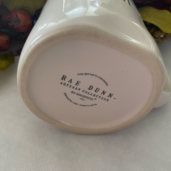💥NWT Rae Dunn Gulp mug💥 - Picture 5 of 6
